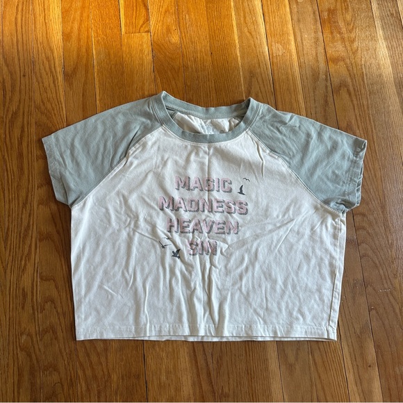 Taylor Swift Cropped Baby Tees - Picture 2 of 14